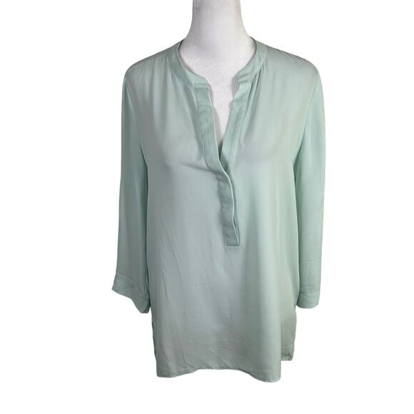 Alice Collection Top Blouse 3/4 Sleeve Mint Green Medium V-Neck Business Casual - Picture 1 of 4